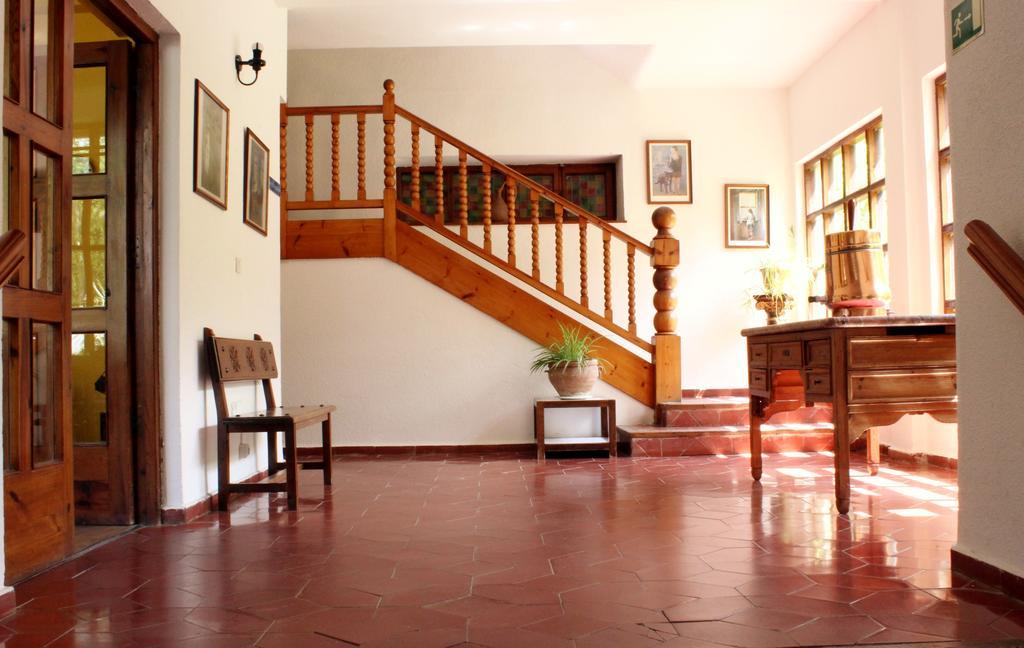 Hotel Termas De Льерганес Экстерьер фото